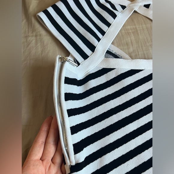 Guess Bodycon Dress Black and White - Picture 5 of 6